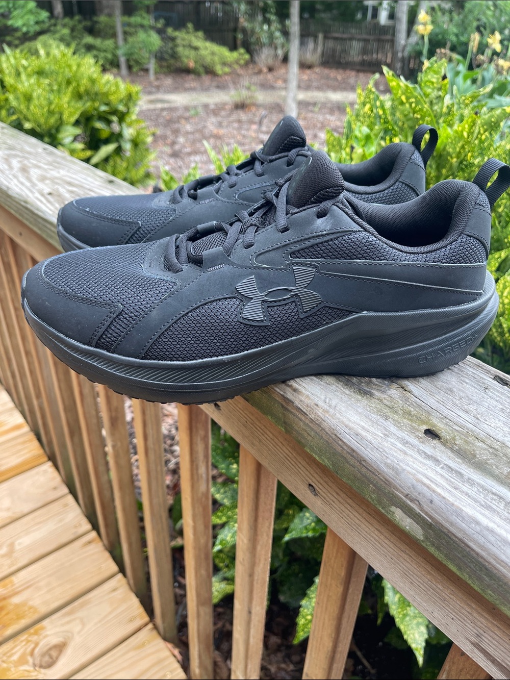 Under Armour Mens Assert 11 Sneakers-Sz 12